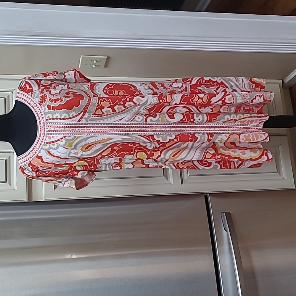 Madison Woman 95% Polyester Great Feeling Comfy Dress!